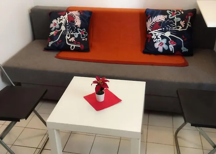 Petit Renove Proche Place Republique 75011
